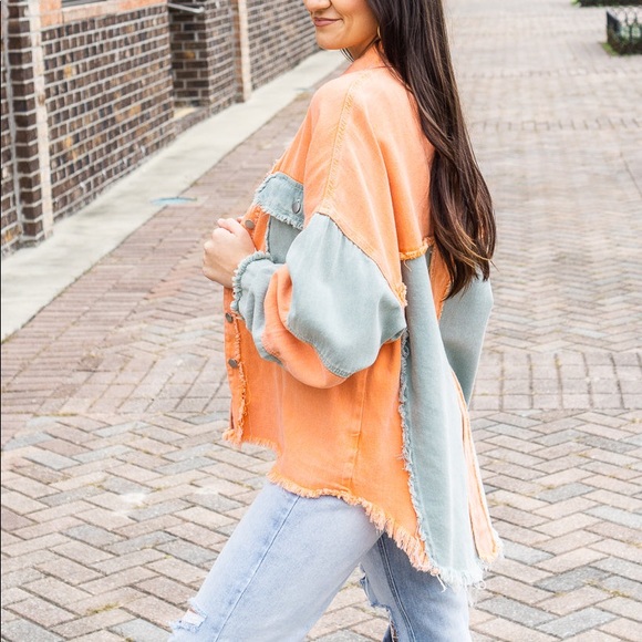 Pol Cantaloupe & Seafoam Oversized Shacket - Picture 3 of 6